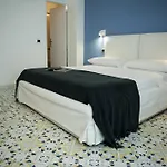 فندق Felice Relais 3*