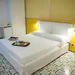Felice Relais أمالفي